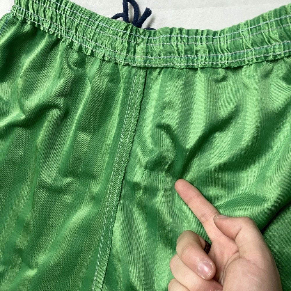 Vintage 90s Manchester United adidas Shorts 3 Stripes Shiny Silky Dazzle Green - Picture 5 of 10